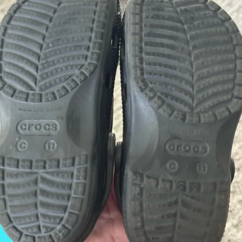 ☀️CROCS Kids Black Comfort Sandals